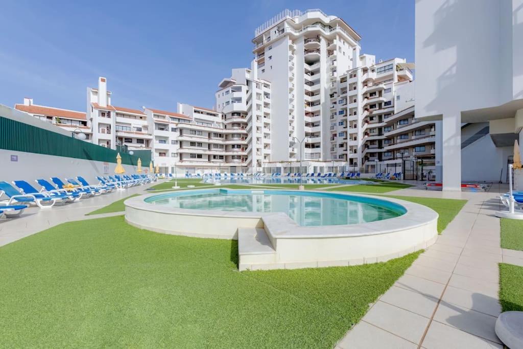 Magna - Com Ac, Renovado 4 Com Vista Piscina Em Apartment Albufeira